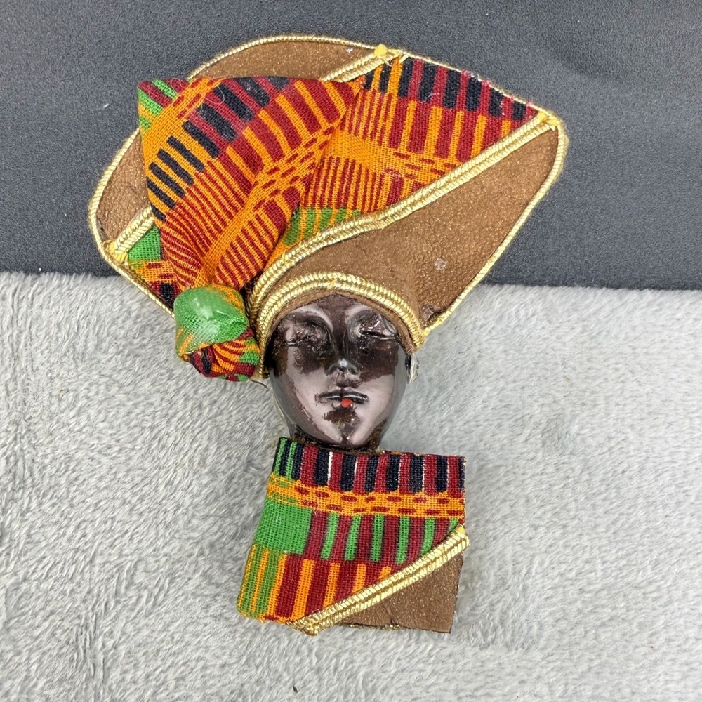 Vintage Brooch African Inspired Signed By Artist Diva Head